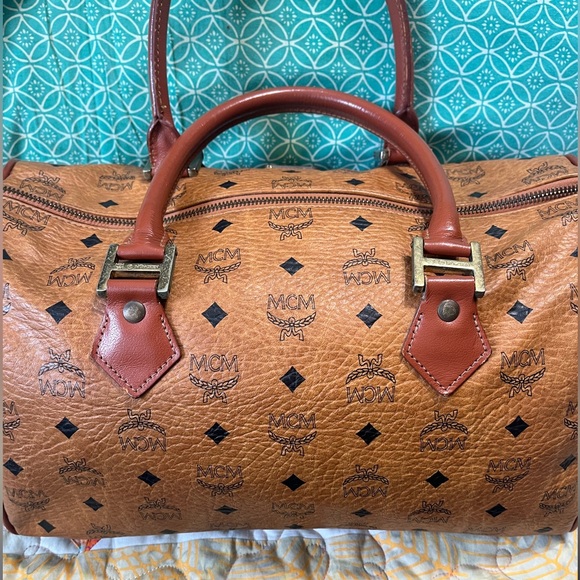MCM Boston shape duffel - Picture 4 of 15